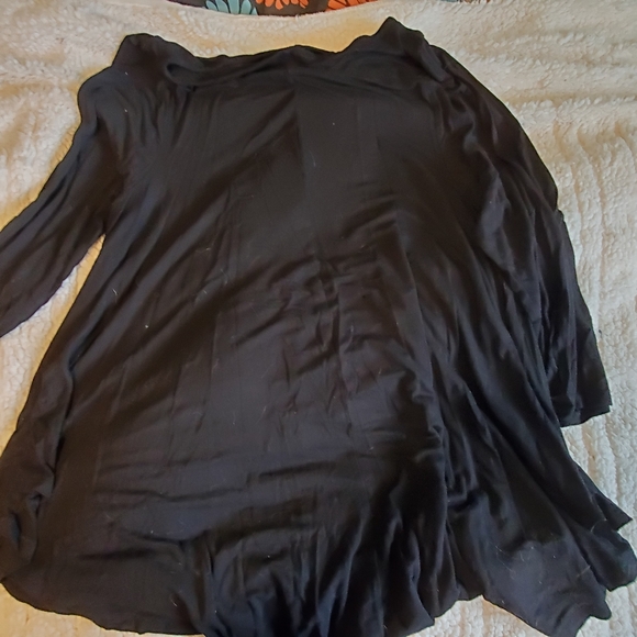 Roaman's Top - Picture 3 of 3